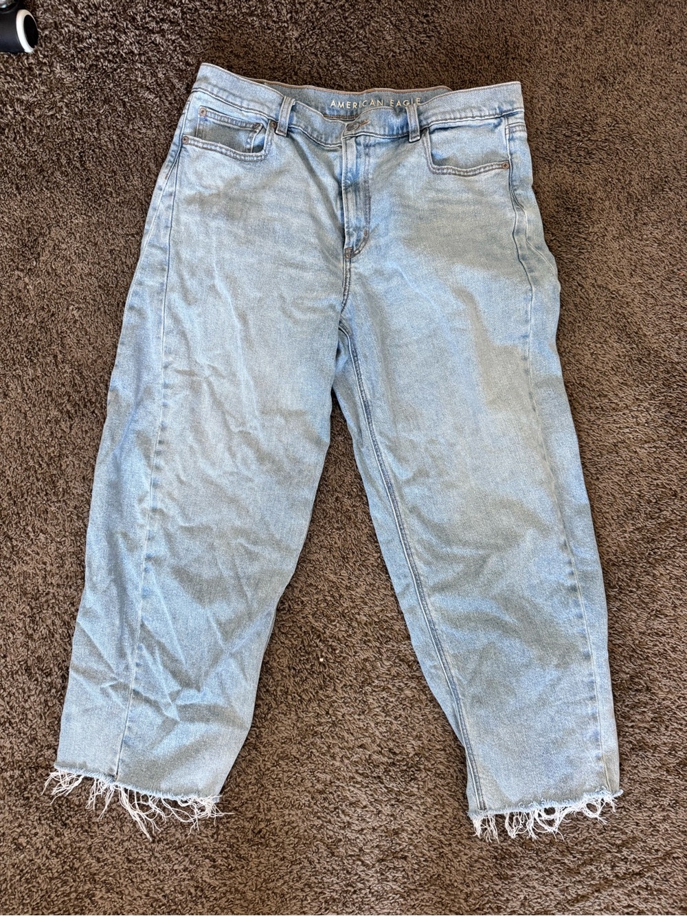 American Eagle Outfitters Light Wash High-Rise barrel Cropped Jeans